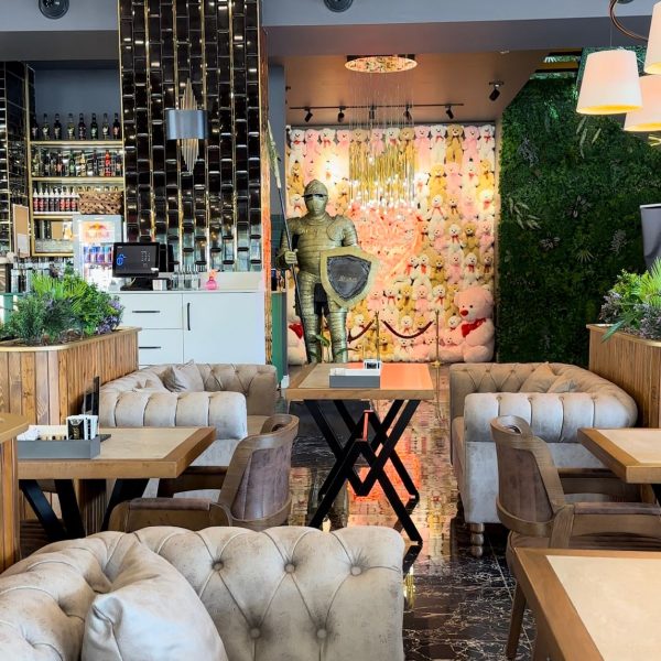 Fabregas Cafe & Restaurant