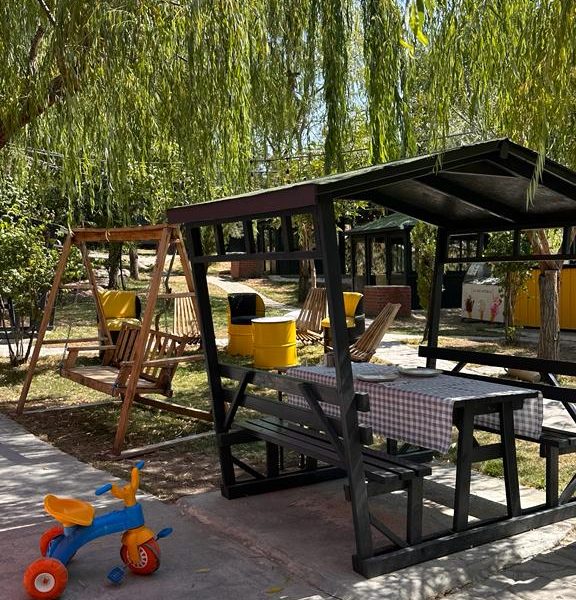 Ambiyans Garden Cafe & Restaurant