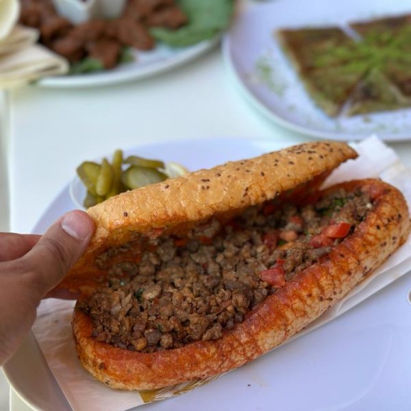 Ekin Tantuni