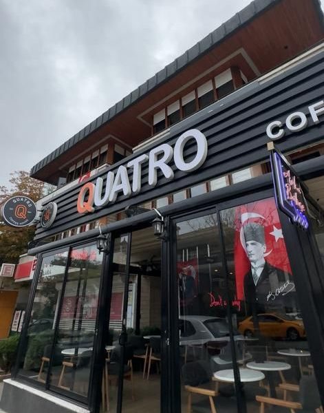 Quatro Coffee House